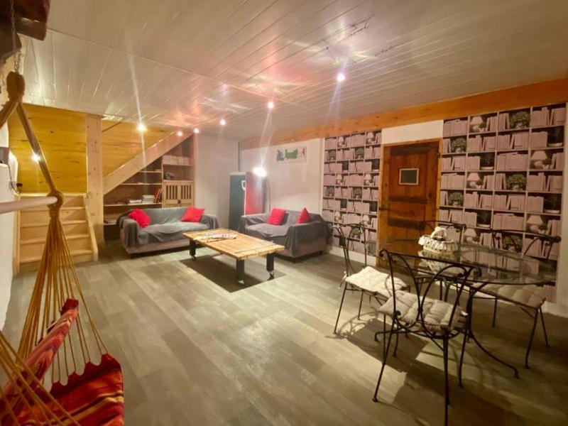Maison D'Hotes La Dromandise Saint-Arcons-de-Barges Ngoại thất bức ảnh
